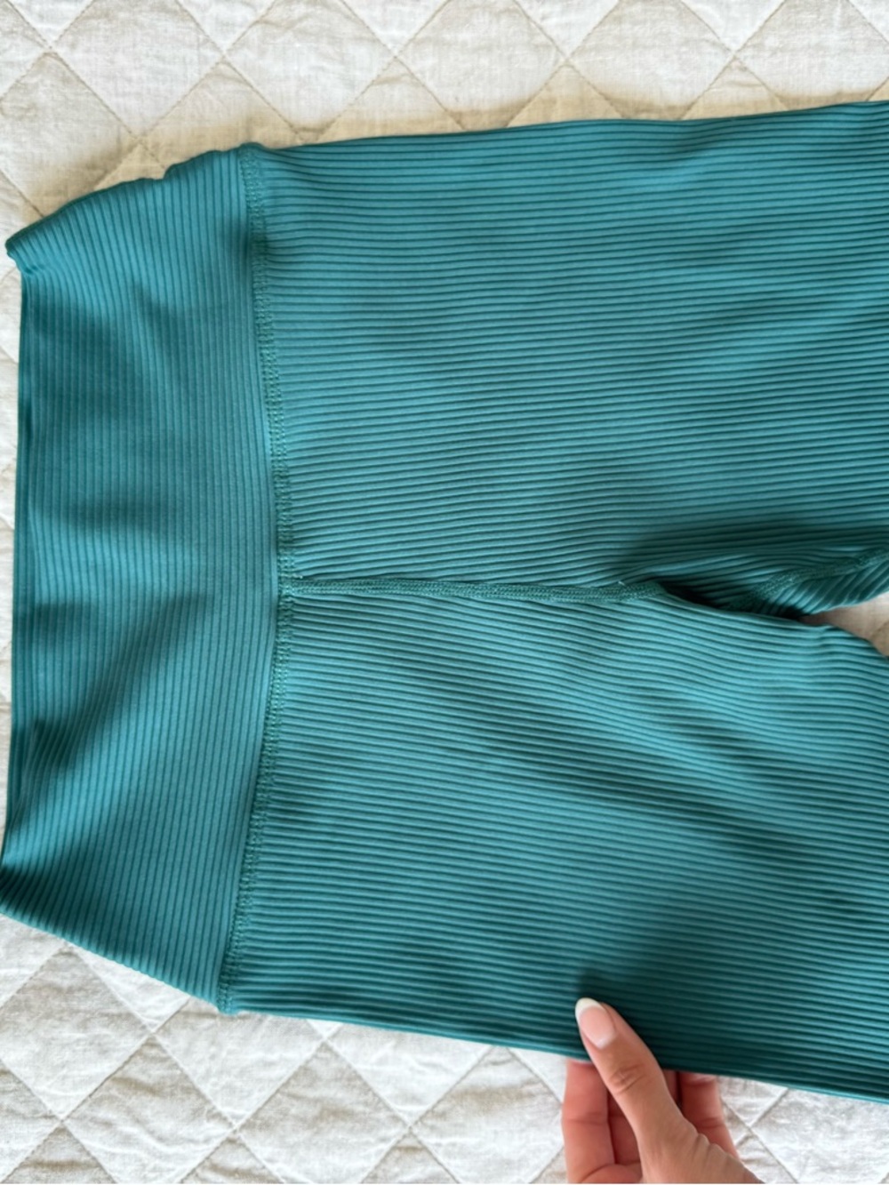 (Slightly Damaged) Blue/Green Glyder Biker Shorts and matching top set - Picture 4 of 6